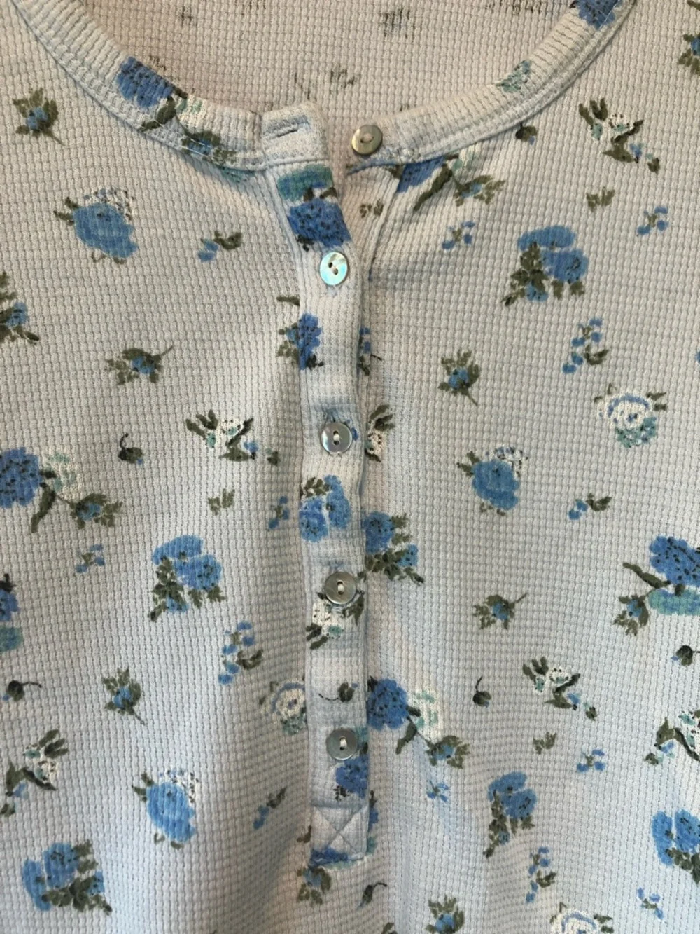 Lucky brand small waffle weave thermal blue white floral top cottagecore